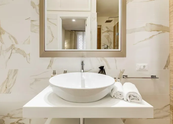 Trevi Chic House Apartman