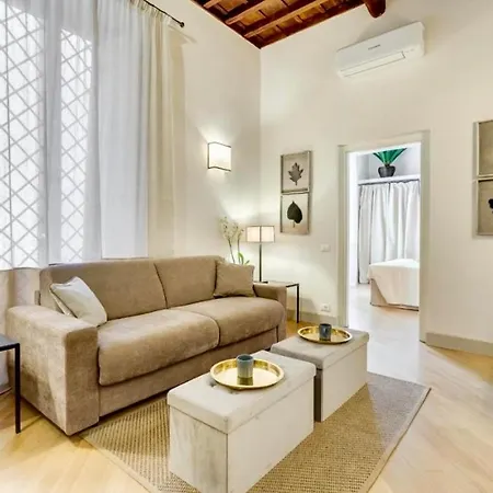 Trevi Chic House Apartman *