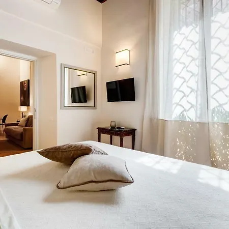 Trevi Chic House アパート *